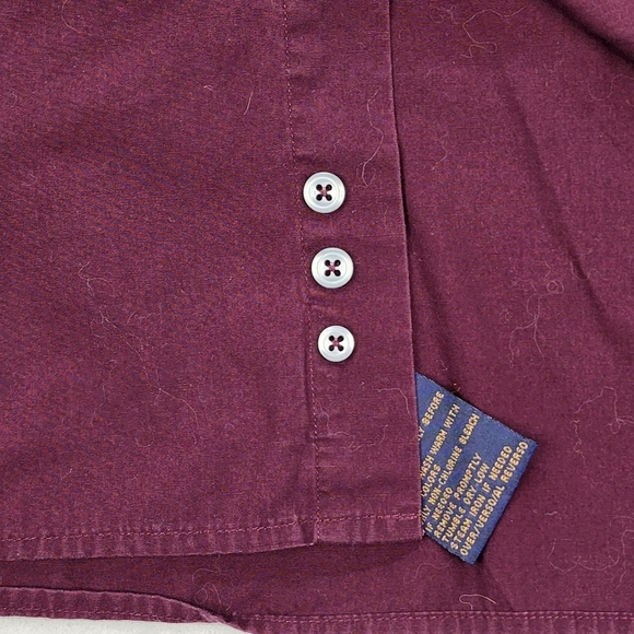 Tommy Hilfiger Men's Longsleeve Button Up Shirt Size XL 16 1/2 32-33 Burgundy - Picture 6 of 7